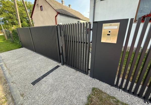 52826634415852360595161802867911586204967466n